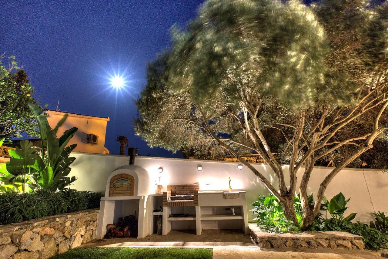Villa Mas Tranquila - A Stylish Villa With Pool 150 M From The Beach Conil De La Frontera Exterior foto