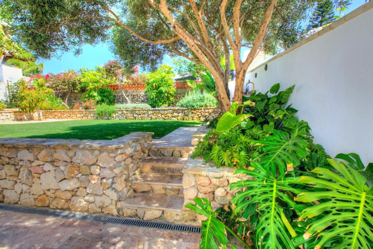 Villa Mas Tranquila - A Stylish Villa With Pool 150 M From The Beach Conil De La Frontera Exterior foto